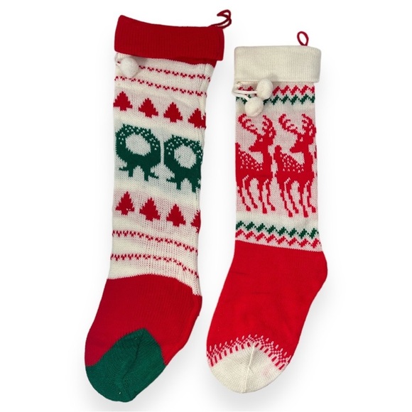 Christmas Stockings Knit with Pom Poms Set of 2 Woven Vintage Wreath Reindeer - Picture 2 of 6